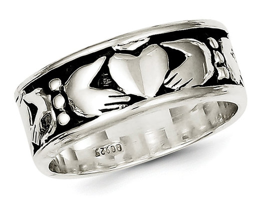 Mens Claddagh Ring in Sterling Silver 