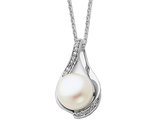Solitaire White Cultured Freshwater Pearl Pendant Necklace in Sterling Silver with Chain