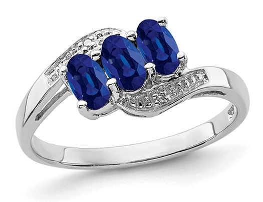 1.00 Carat (ctw) Three-Stone Natural Blue Sapphire Ring in Sterling Silver