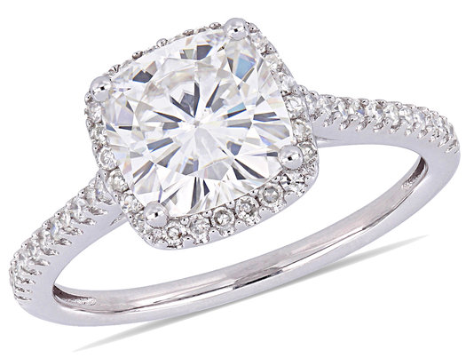 2.00 Carat (ctw) Synthetic Moissanite Halo Engagement Ring 14K White Gold with Diamonds (I2-I3)