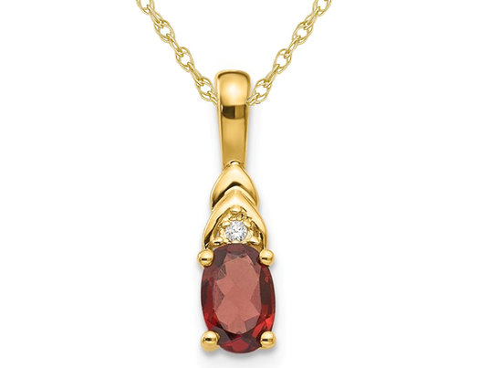 3/5 Carat (ctw) Garnet Pendant Necklace in 14K Yellow Gold with Chain