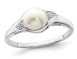 Solitaire Freshwater Cultured Pearl Ring 6.5mm in Sterling Silver